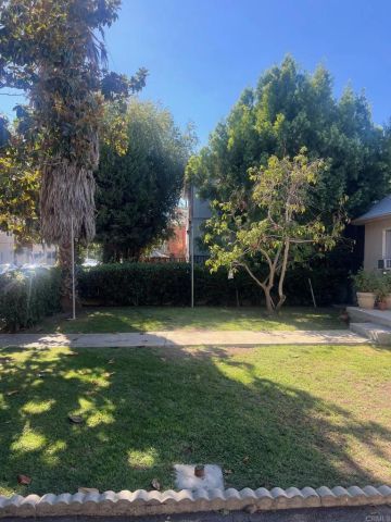 5657 FOUNTAIN AVE, Hollywood, CA 90028