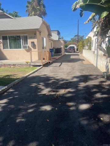 5657 FOUNTAIN AVE, Hollywood, CA 90028