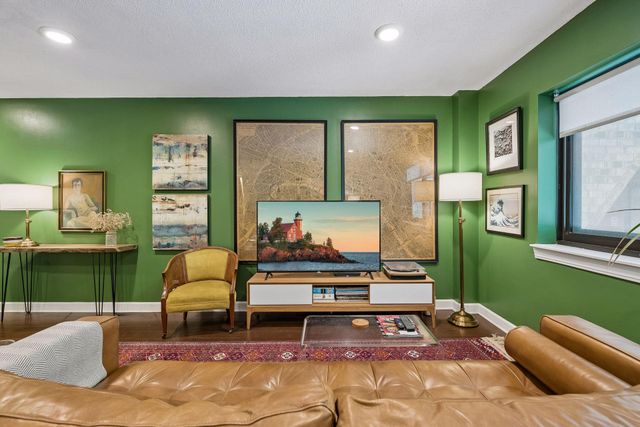 3131 Excelsior Boulevard 113, Minneapolis, MN 55416