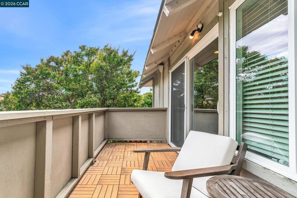 Image 33 of property listing at 825 Oak Grove Rd 30, Concord, CA 94518
