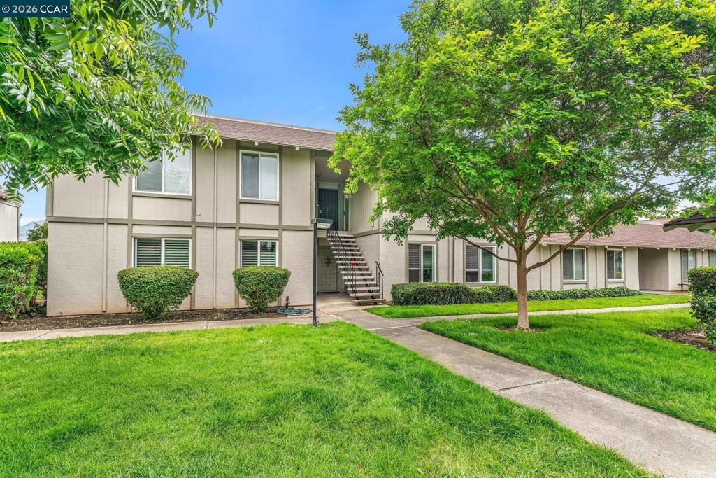 Image 34 of property listing at 825 Oak Grove Rd 30, Concord, CA 94518