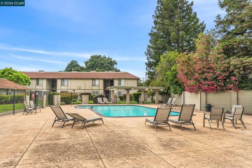 Image 35 of property listing at 825 Oak Grove Rd 30, Concord, CA 94518