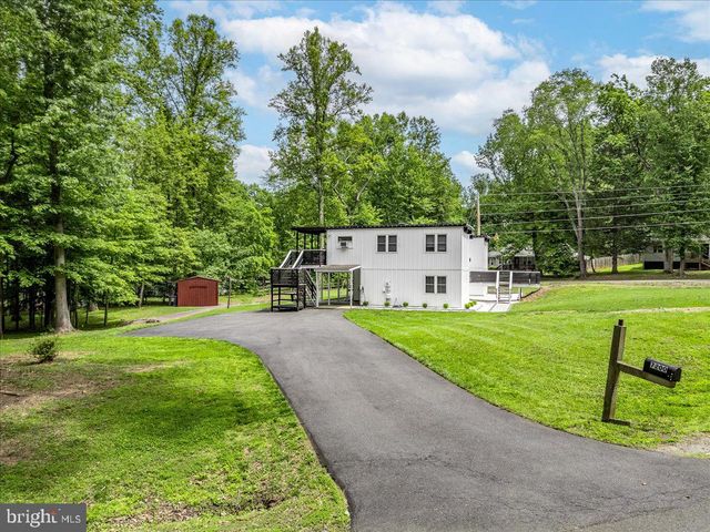 7200 RIDGEWAY DR, Manassas, VA 20112