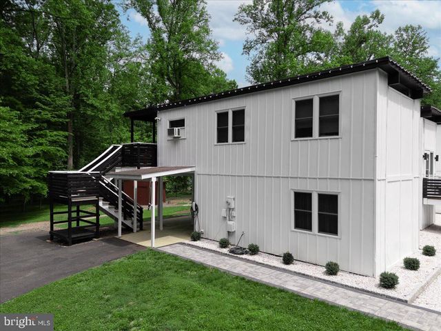 7200 RIDGEWAY DR, Manassas, VA 20112
