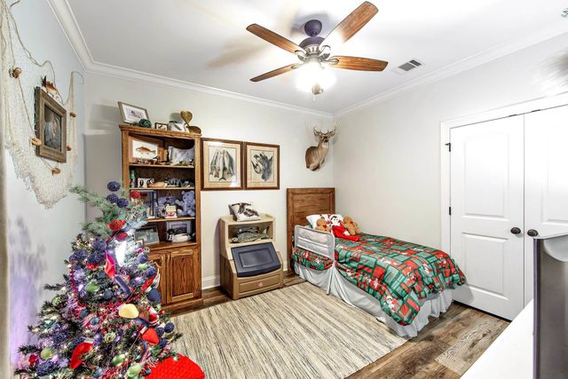 149 Magnolia Bluff Drive, Gray, LA 70359