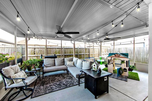 149 Magnolia Bluff Drive, Gray, LA 70359