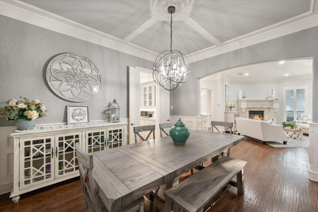 7000 Shalimar Court, Colleyville, TX 76034