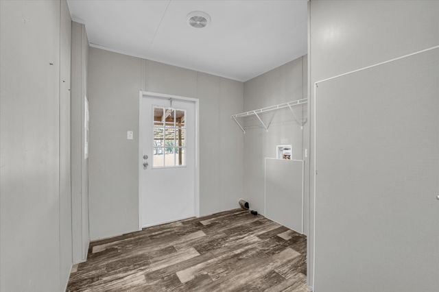 222 Kennedy Lane, Eddy, TX 76524