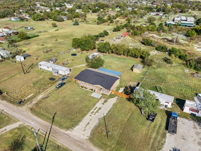 222 Kennedy Lane, Eddy, TX 76524