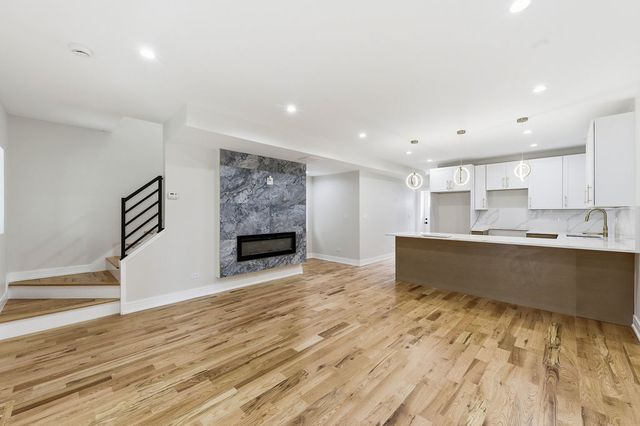6333 S Maplewood Avenue, Chicago, IL 60629