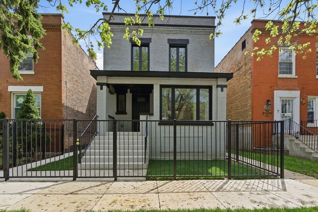 6333 S Maplewood Avenue, Chicago, IL 60629