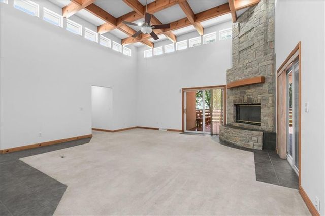 4242 N Grand Avenue, Kansas City, MO 64116