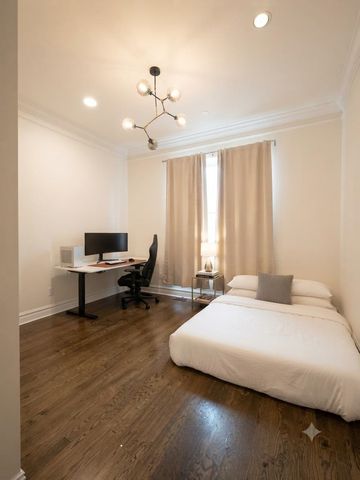 105 W 8TH ST, Bayonne, NJ 07002