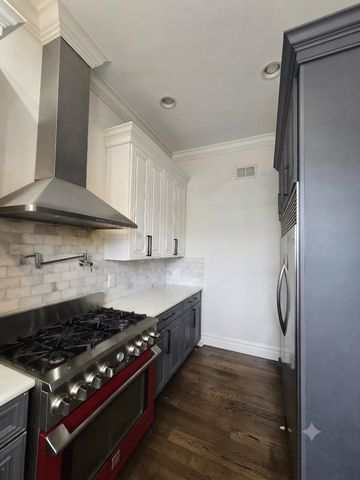 105 W 8TH ST, Bayonne, NJ 07002