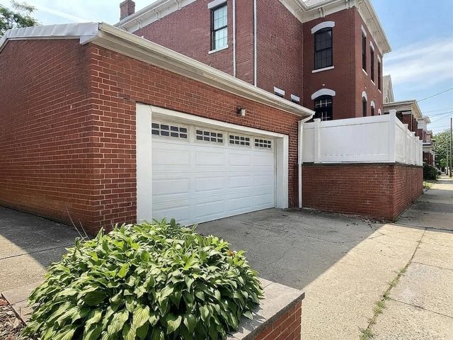 105 W 8TH ST, Bayonne, NJ 07002
