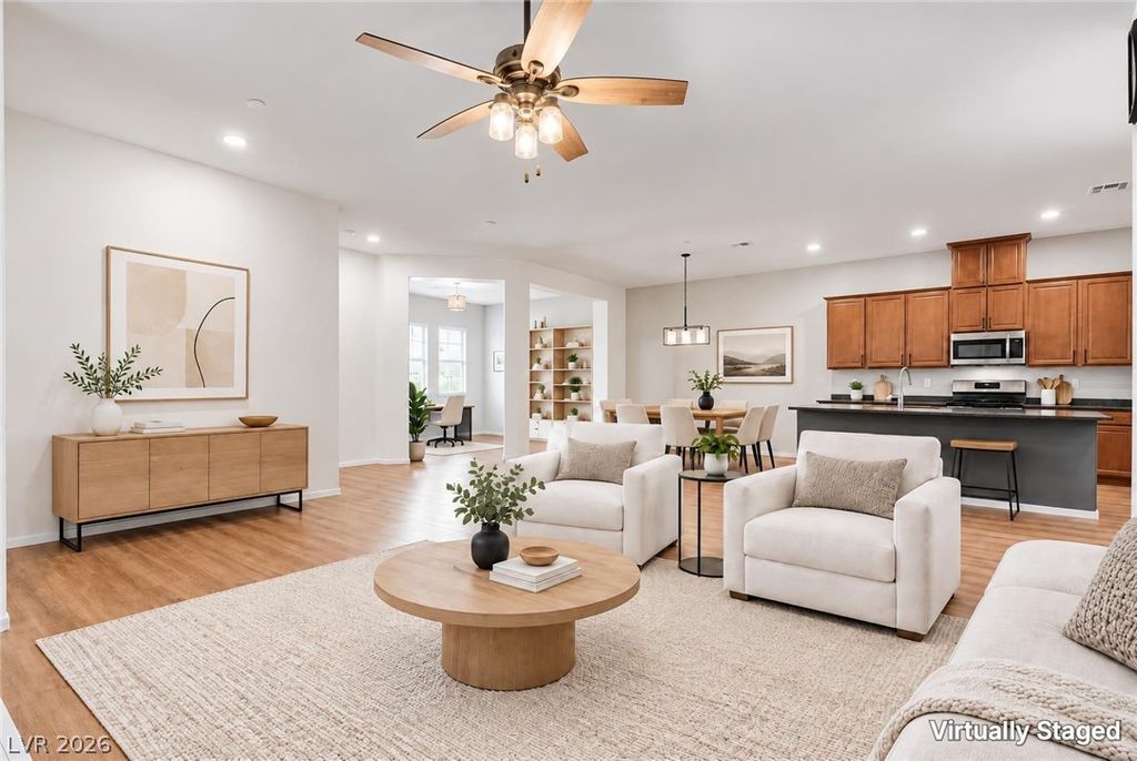 722 Orange Plume Walk, Henderson, NV 89011 — photo 4