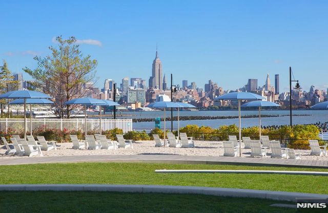 20 Newport Parkway 1812, Jersey City, NJ 07310
