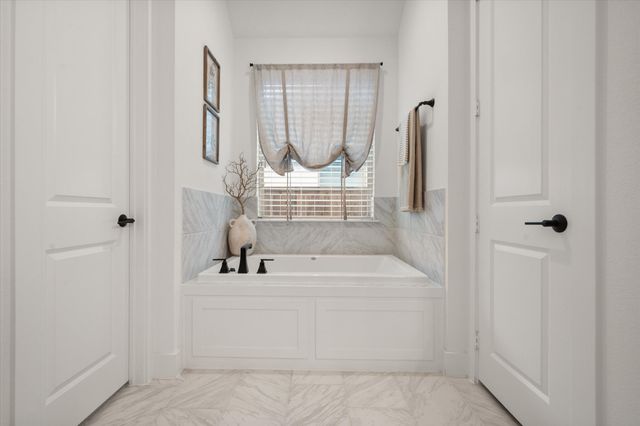 4210 Capstone Road, Midlothian, TX 76065