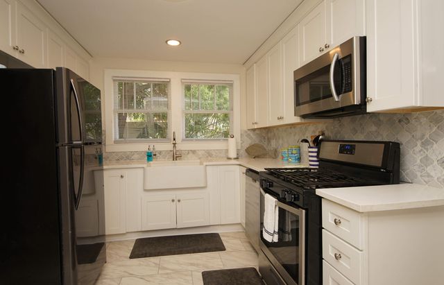 37 SE Magnolia Avenue, Fort Walton Beach, FL 32548