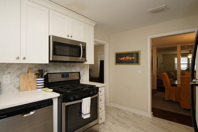 37 SE Magnolia Avenue, Fort Walton Beach, FL 32548