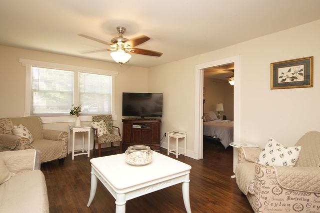 37 SE Magnolia Avenue, Fort Walton Beach, FL 32548