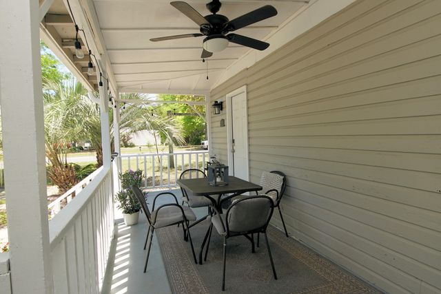 37 SE Magnolia Avenue, Fort Walton Beach, FL 32548