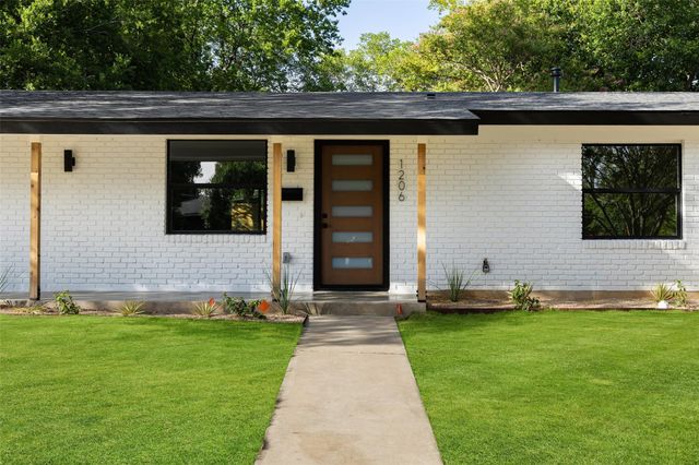 1206 Cloverleaf DR, Austin, TX 78723
