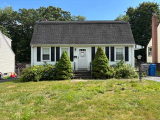 38 Buckley Avenue, Bristol, CT 06010