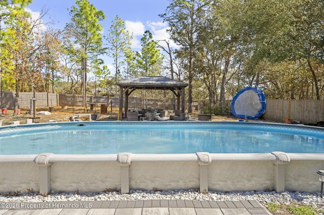 12034 Mandlin Road, Weeki Wachee, FL 34614