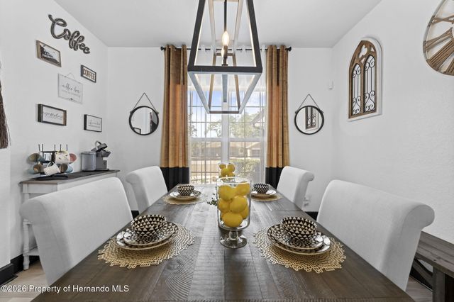 12034 Mandlin Road, Weeki Wachee, FL 34614