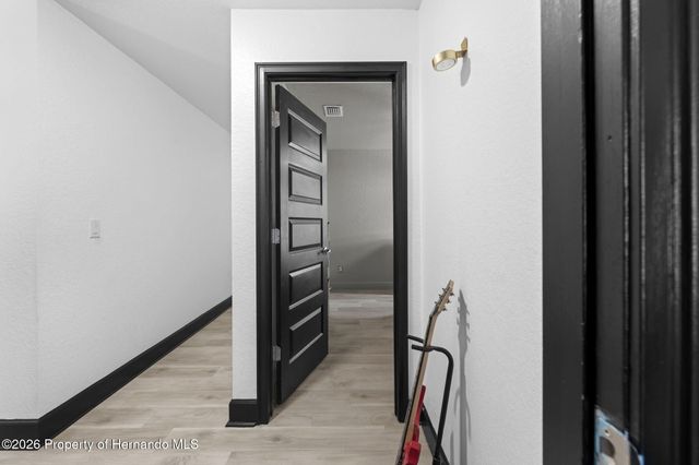 12034 Mandlin Road, Weeki Wachee, FL 34614