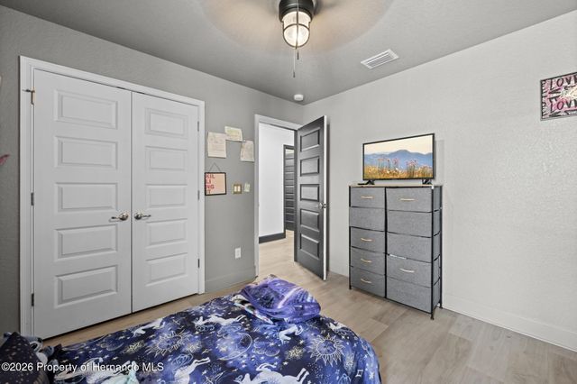 12034 Mandlin Road, Weeki Wachee, FL 34614