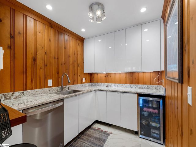 875 Altamont Road, Greenville, SC 29609