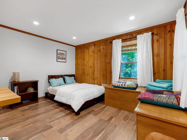 875 Altamont Road, Greenville, SC 29609
