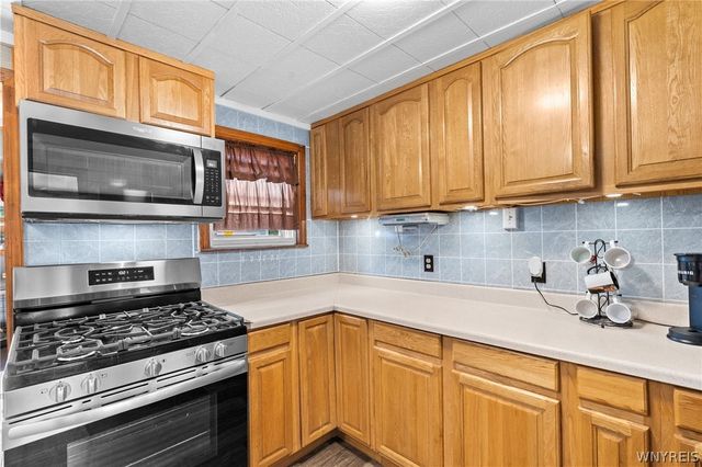 276 Westbrook Drive, Cheektowaga, NY 14225