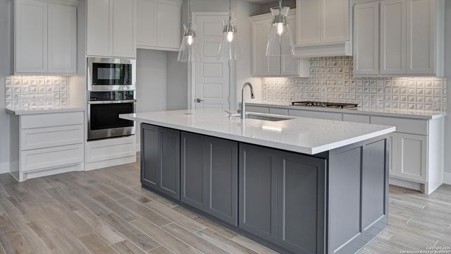 321 Fandango, Boerne, TX 78006