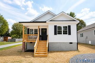 25723 Dinwiddie Ave, North Dinwiddie, VA 23803