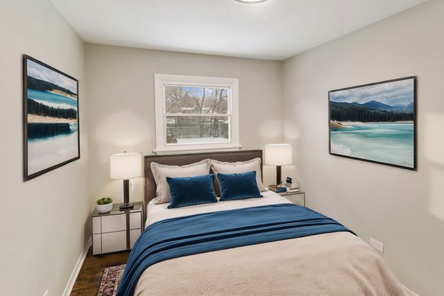 214 N Gay Court, Glenwood, IL 60425