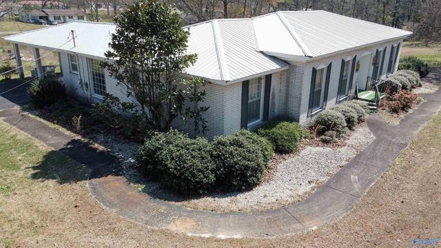 181 Justice Street, Crossville, AL 35962