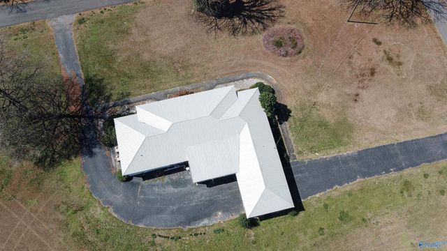 181 Justice Street, Crossville, AL 35962