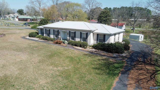 181 Justice Street, Crossville, AL 35962