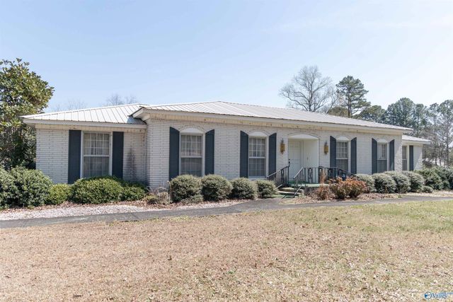 181 Justice Street, Crossville, AL 35962