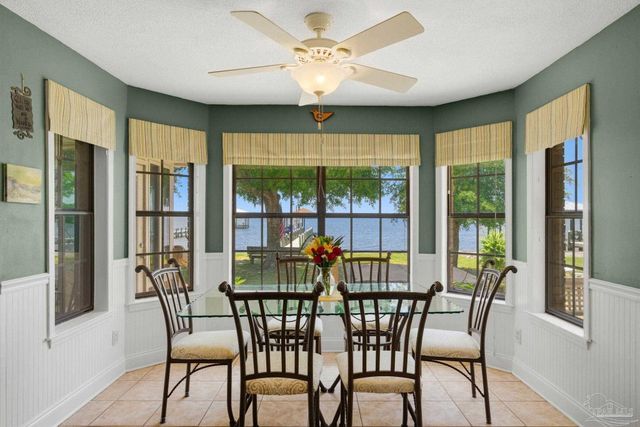 3491 Maikai Dr, Pensacola, FL 32526