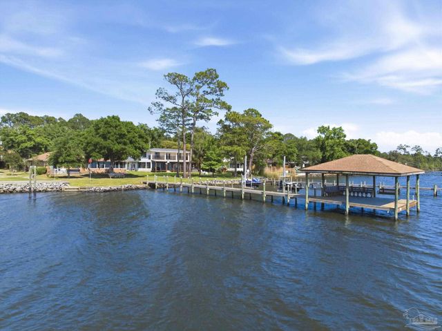 3491 Maikai Dr, Pensacola, FL 32526
