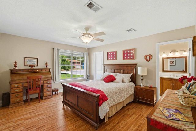 3491 Maikai Dr, Pensacola, FL 32526