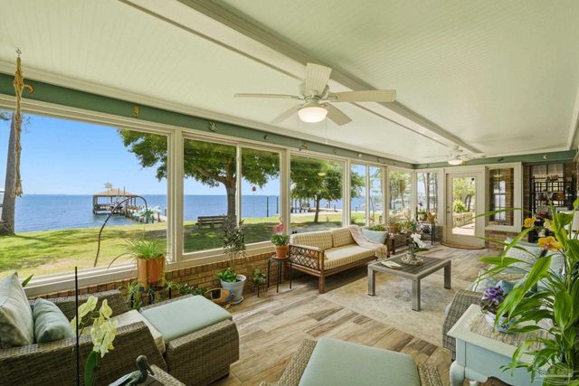 3491 Maikai Dr, Pensacola, FL 32526