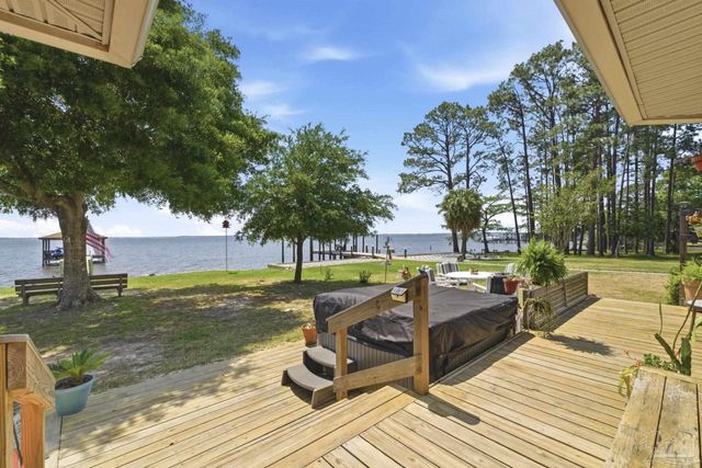 3491 Maikai Dr, Pensacola, FL 32526