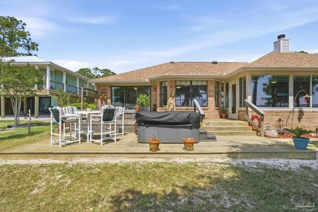 3491 Maikai Dr, Pensacola, FL 32526