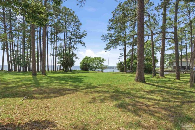3491 Maikai Dr, Pensacola, FL 32526