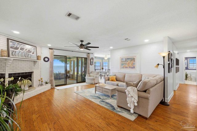 3491 Maikai Dr, Pensacola, FL 32526